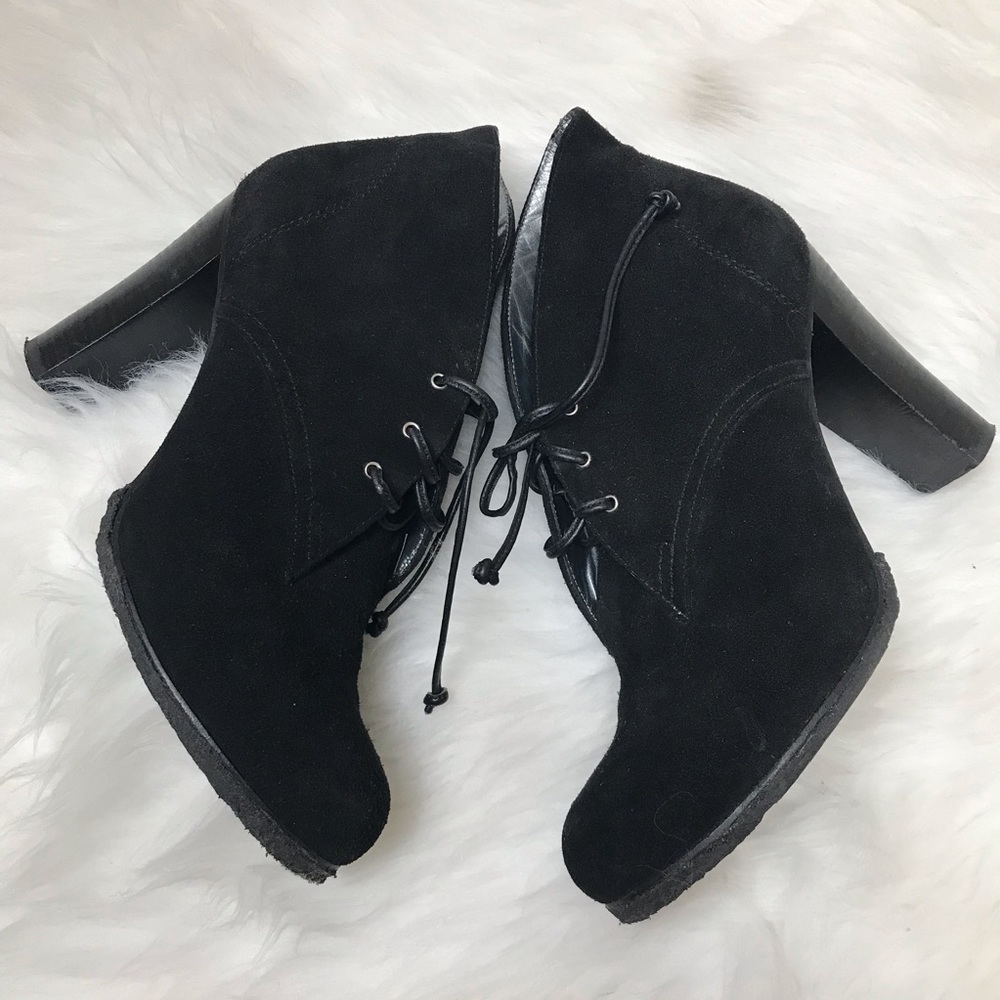 Kenneth Cole Lace Up Leather Black Ankle Boots